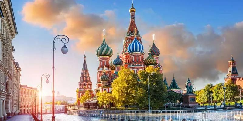 Rusya'nın İki Başkenti Moskova & St. Petersburg Ajet İle 5 Gece VKO-LED