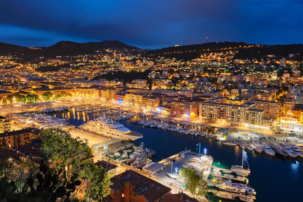 ADANA’DAN MEGA BENELÜX & PARİS & KÖLN & COLMAR TURU SunExpress Havayolları ile 6 gece Sabah Stuttgart Gidiş – Akşam Düsseldorf Dönüş..